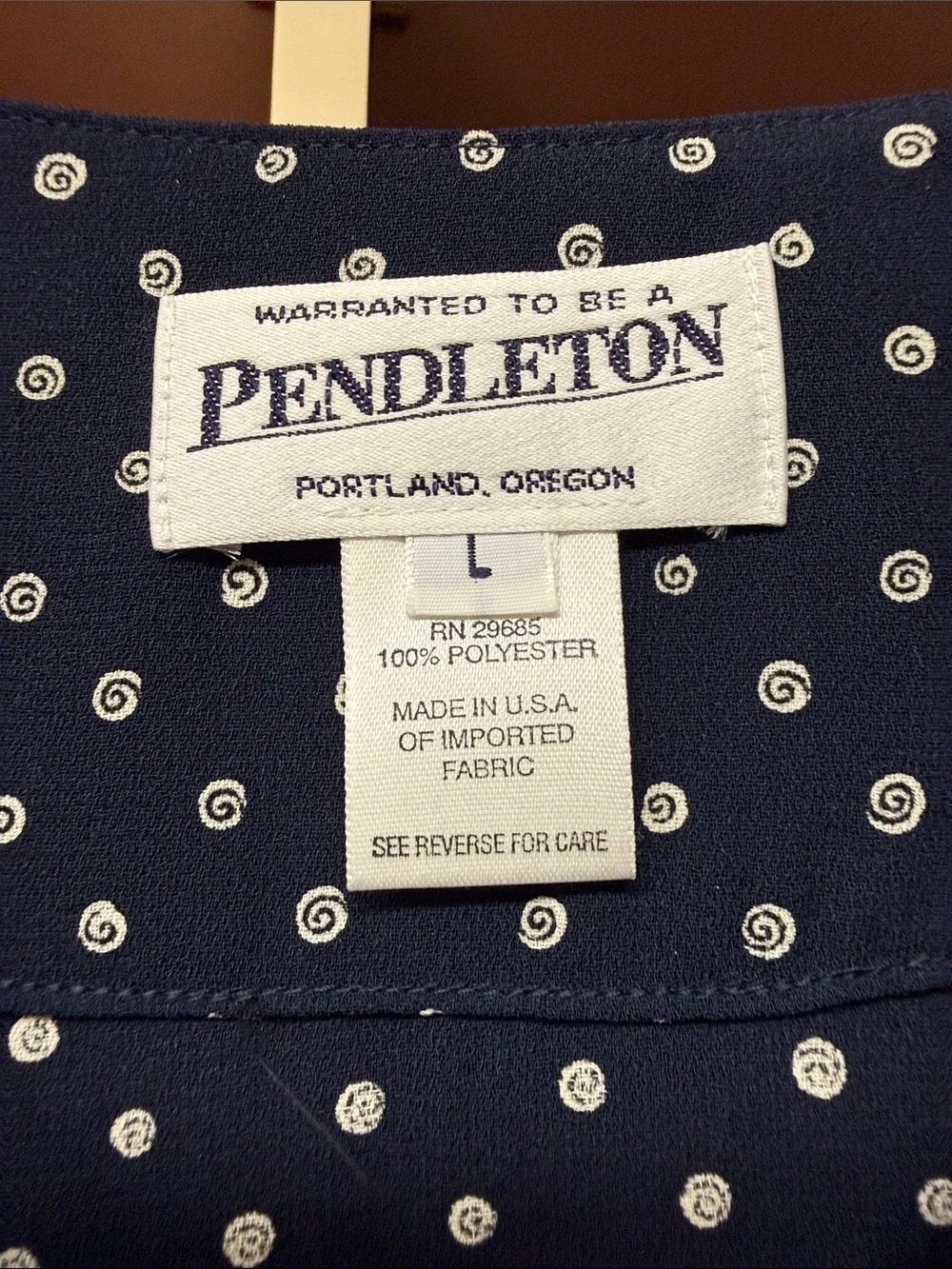 Pendleton Navy and White patterned matching Set